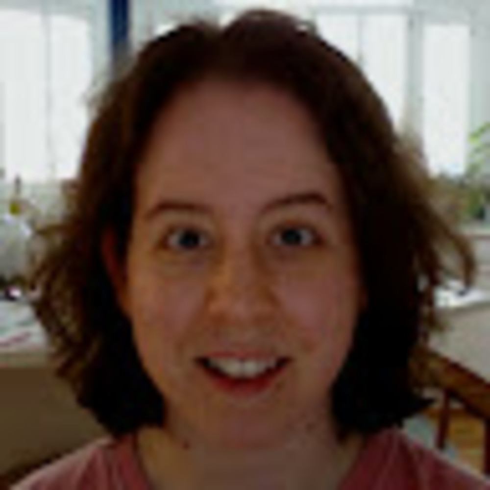 Meet your Posher, Carly